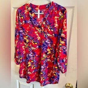 Dear Scarlett Multi-Color Floral V-Neck Top
